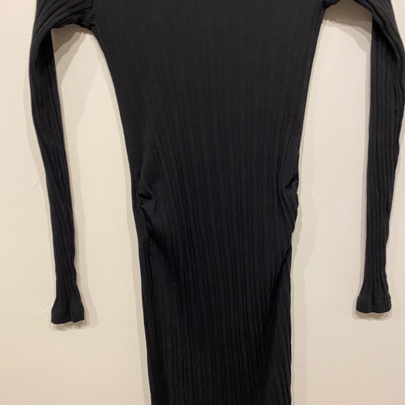 **$5 SALE** H&M Maternity Black Long Sleeve Ribbed Bodycon Dress - Picture 2 of 5
